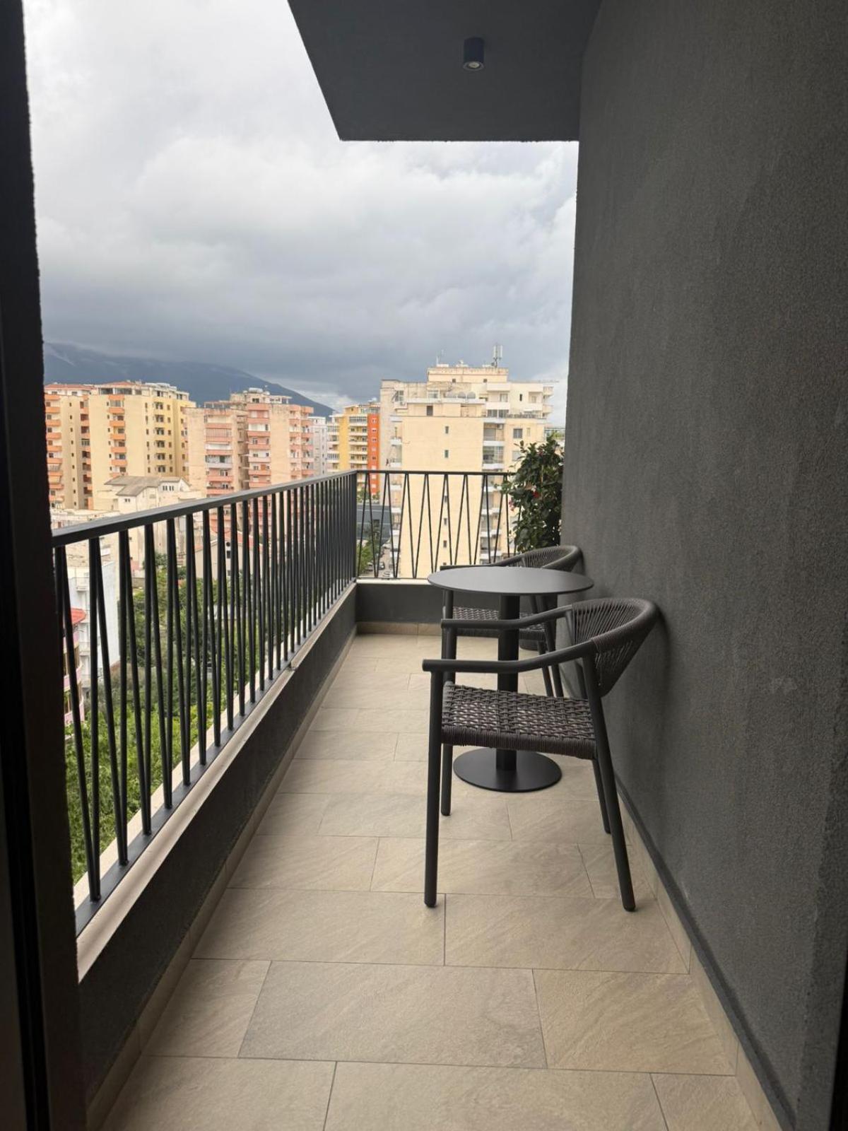 Hotell South 4*