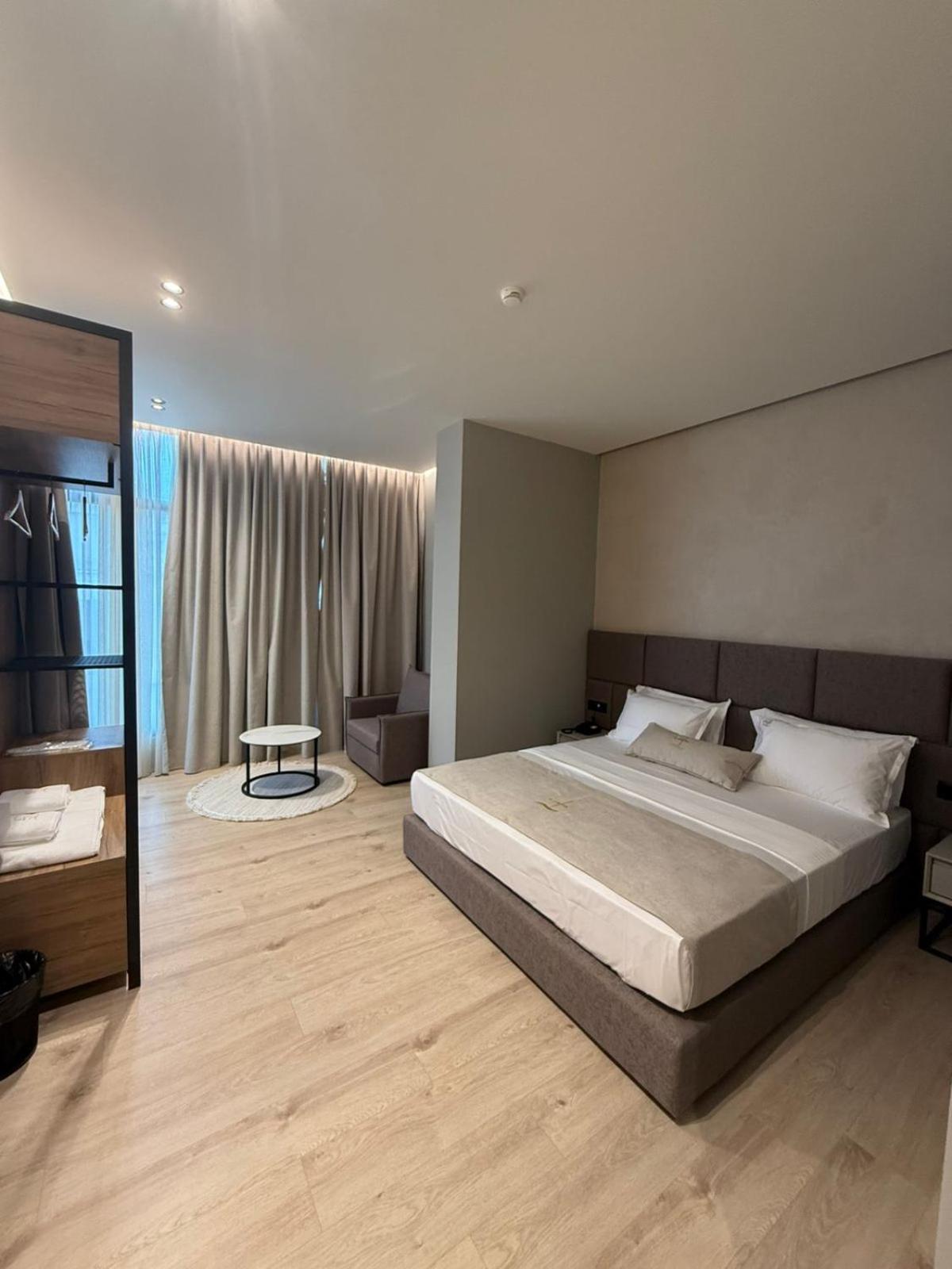 South Hotell 4*