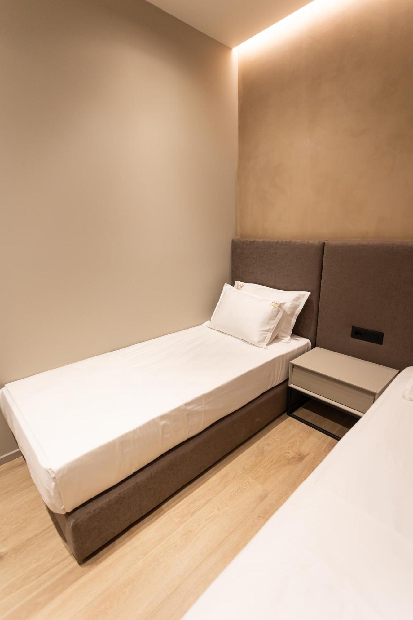 Hotell South