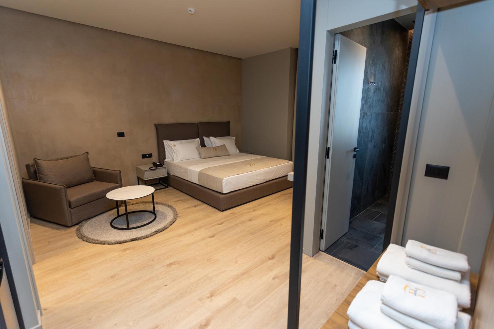 South Hotell