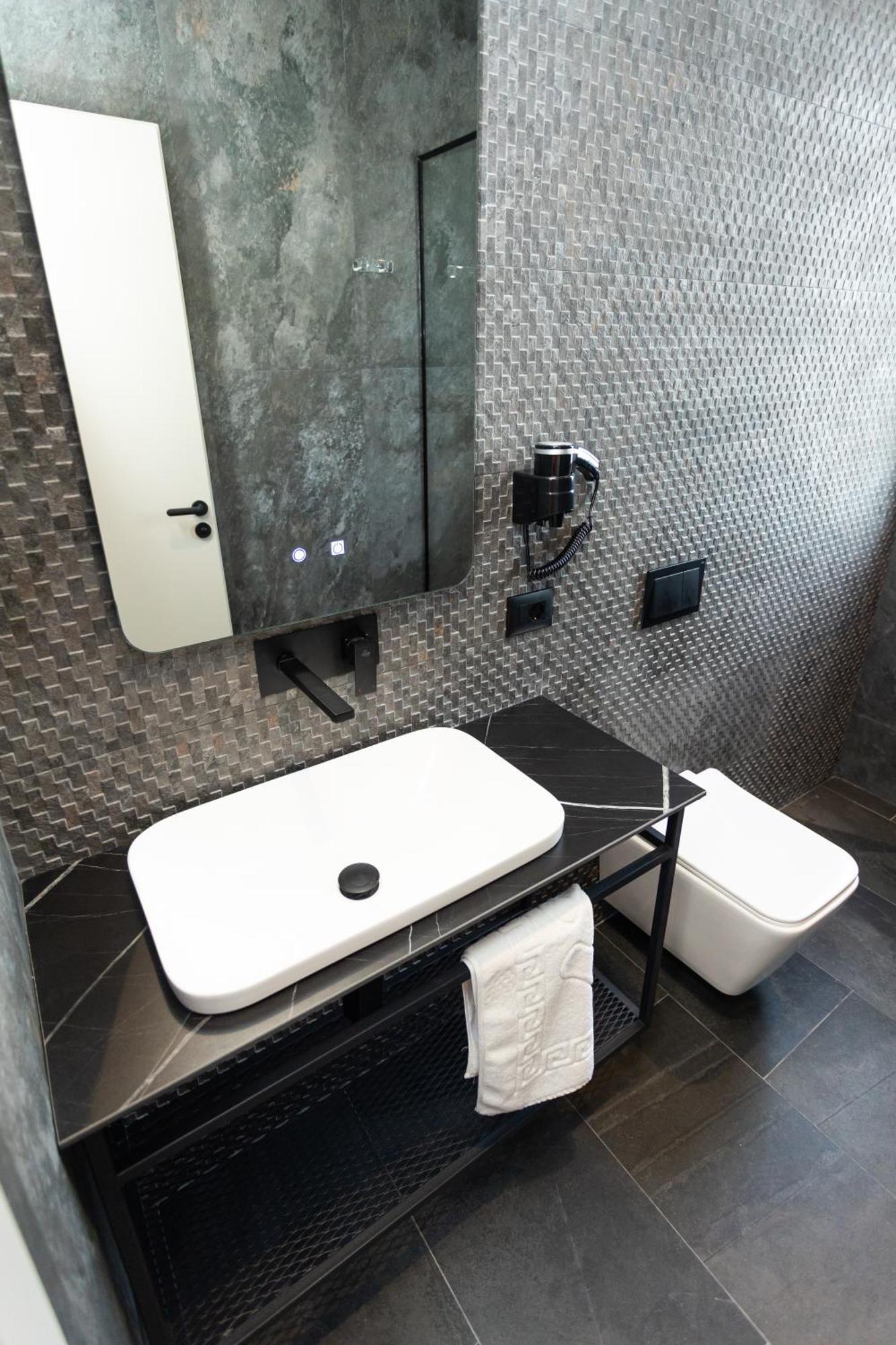 South Hotell 4*